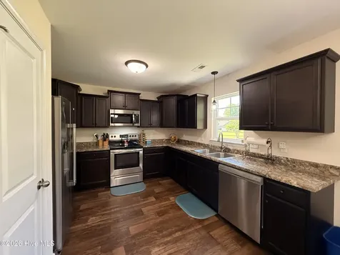 305 Agatha Court Jacksonville NC 28540