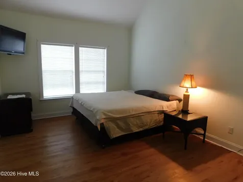 107 Beacon Street Harkers Island NC 28531