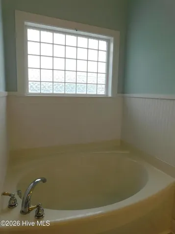 107 Beacon Street Harkers Island NC 28531