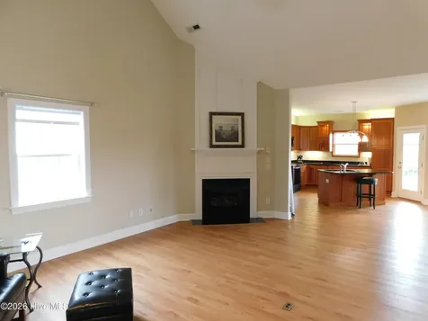 107 Beacon Street Harkers Island NC 28531