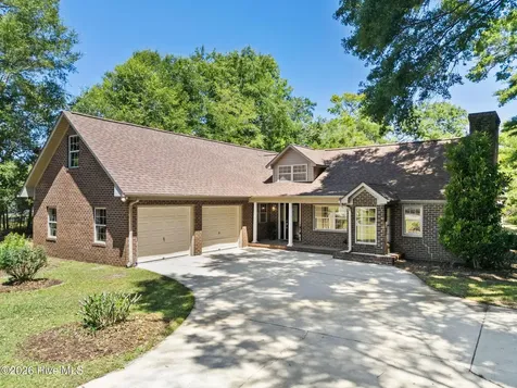 3907 Northeast Avenue Castle Hayne NC 28429