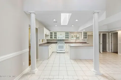 3907 Northeast Avenue Castle Hayne NC 28429