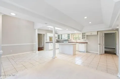 3907 Northeast Avenue Castle Hayne NC 28429
