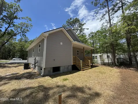 142 Redwood Road Boiling Spring Lakes NC 28461