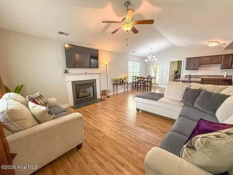 4744 Corena Drive New Bern NC 28562