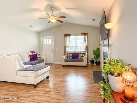 4744 Corena Drive New Bern NC 28562