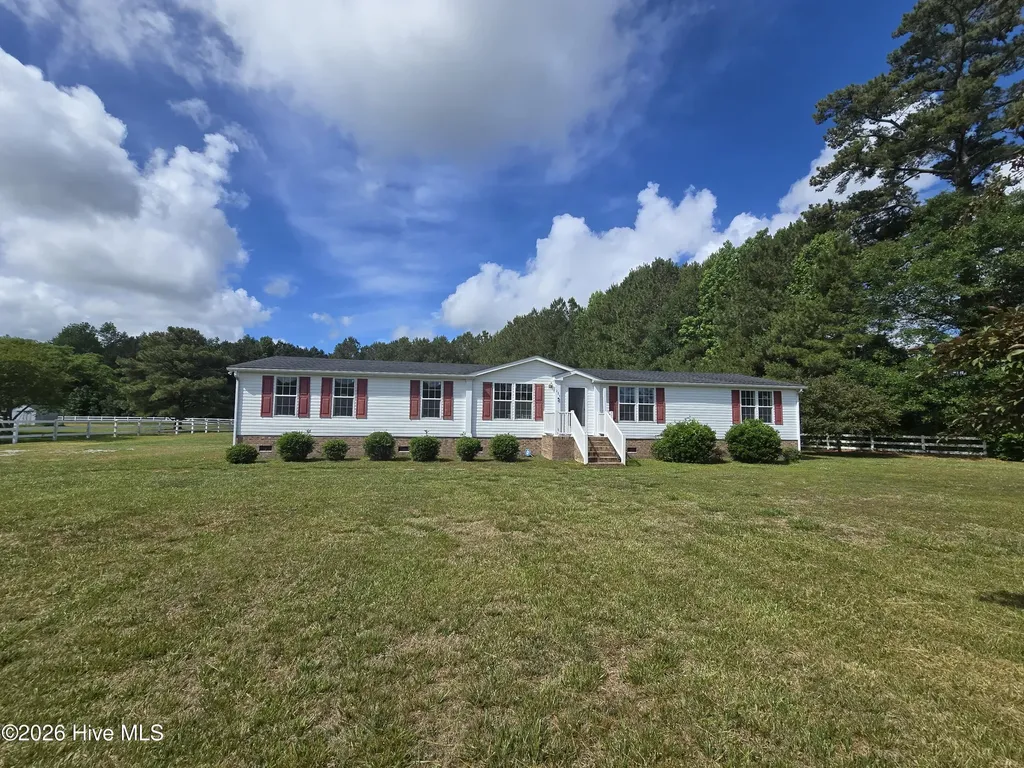 293 S Currituck Road Currituck NC 27929