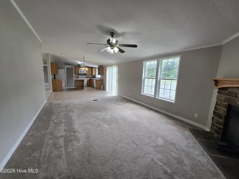 293 S Currituck Road Currituck NC 27929