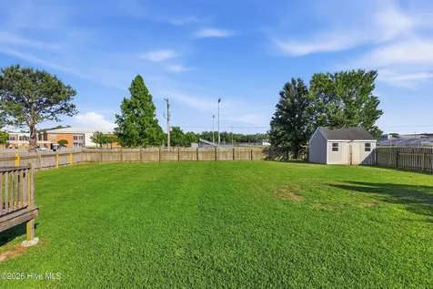 204 Katies Trail Elizabeth City NC 27909