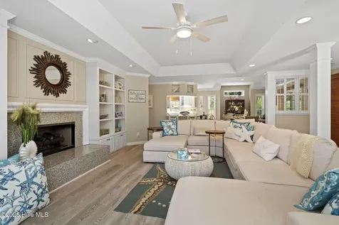 417 Holly Street Emerald Isle NC 28594