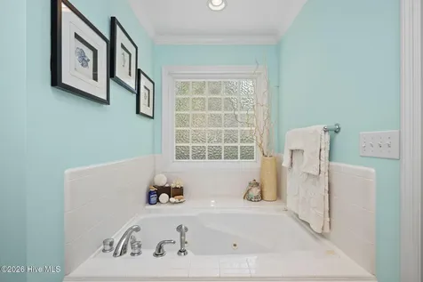 417 Holly Street Emerald Isle NC 28594