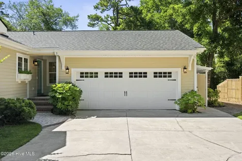 417 Holly Street Emerald Isle NC 28594