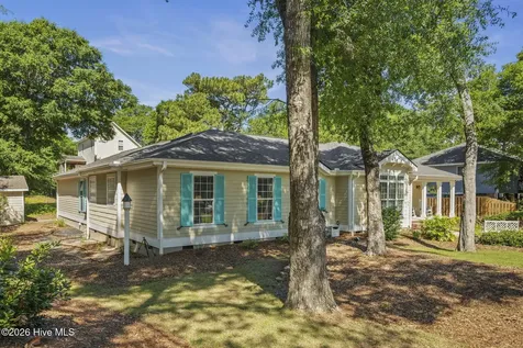 417 Holly Street Emerald Isle NC 28594