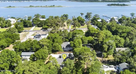 417 Holly Street Emerald Isle NC 28594