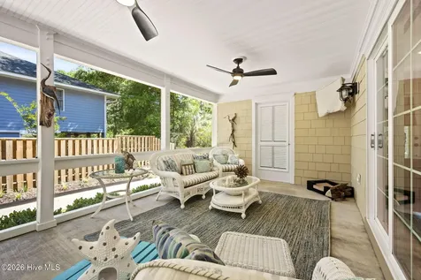417 Holly Street Emerald Isle NC 28594