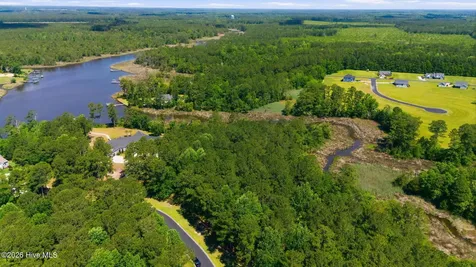 292 Southern Plantation Drive S Oriental NC 28571