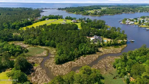 292 Southern Plantation Drive S Oriental NC 28571