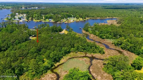 292 Southern Plantation Drive S Oriental NC 28571