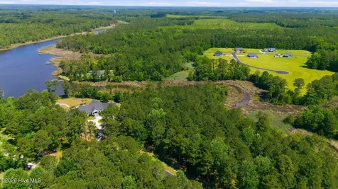 292 Southern Plantation Drive S Oriental NC 28571