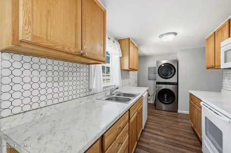 518 Ruth Avenue New Bern NC 28560