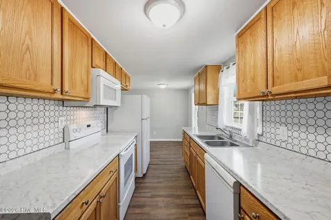 518 Ruth Avenue New Bern NC 28560