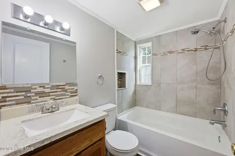 518 Ruth Avenue New Bern NC 28560