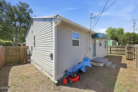 518 Ruth Avenue New Bern NC 28560