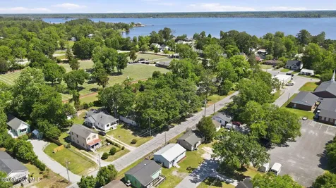 518 Ruth Avenue New Bern NC 28560