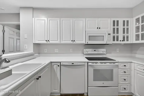 4158 Breezewood Drive Wilmington NC 28412