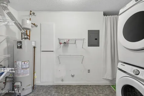 4158 Breezewood Drive Wilmington NC 28412