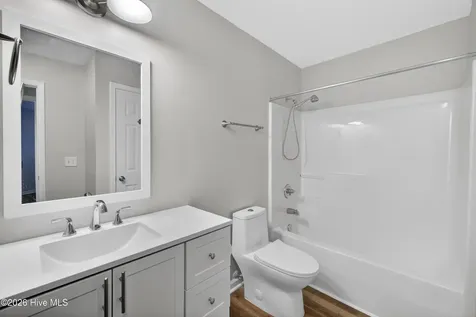 4158 Breezewood Drive Wilmington NC 28412