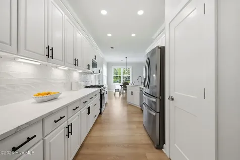 117 E Dowry Creek Belhaven NC 27810