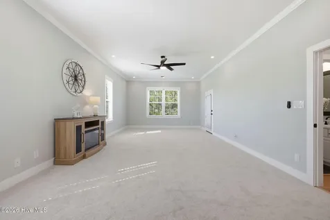 117 E Dowry Creek Belhaven NC 27810