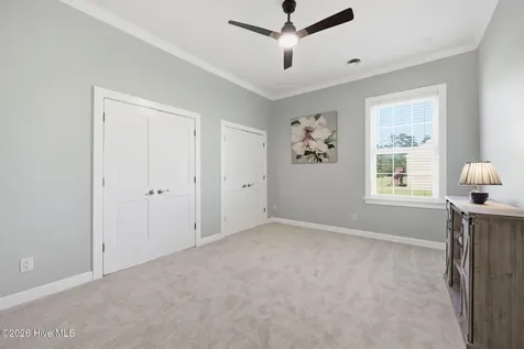 117 E Dowry Creek Belhaven NC 27810