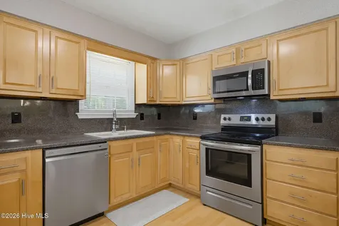 800 Mill River Road Jacksonville NC 28540