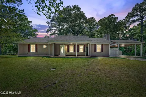 800 Mill River Road Jacksonville NC 28540
