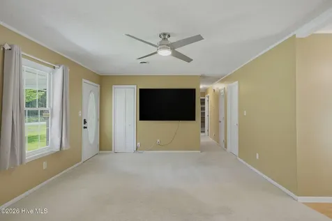 800 Mill River Road Jacksonville NC 28540