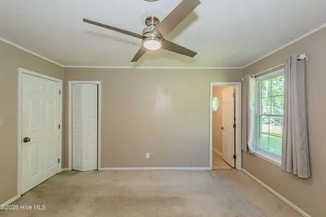 800 Mill River Road Jacksonville NC 28540