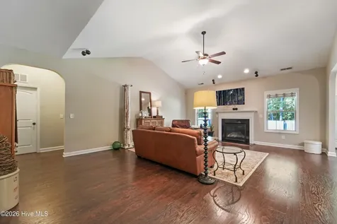 134 Mittams Point Drive Jacksonville NC 28546
