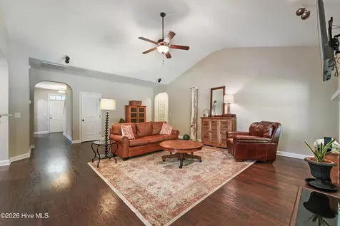 134 Mittams Point Drive Jacksonville NC 28546