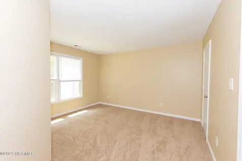1944 Heather Loop Midway Park NC 28544