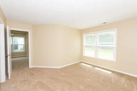 1944 Heather Loop Midway Park NC 28544