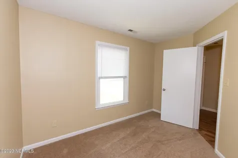 1944 Heather Loop Midway Park NC 28544