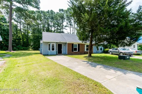 1944 Heather Loop Midway Park NC 28544