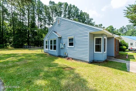 1944 Heather Loop Midway Park NC 28544