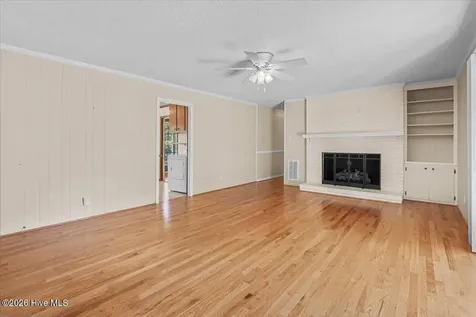 221 Pinewood Circle Goldsboro NC 27534