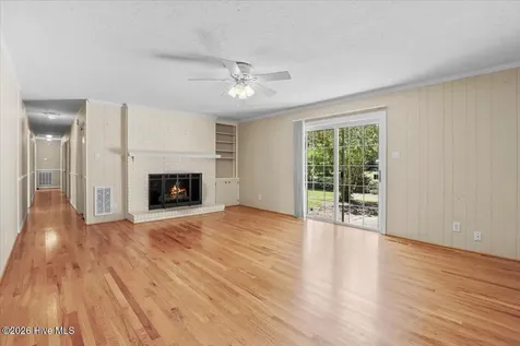 221 Pinewood Circle Goldsboro NC 27534