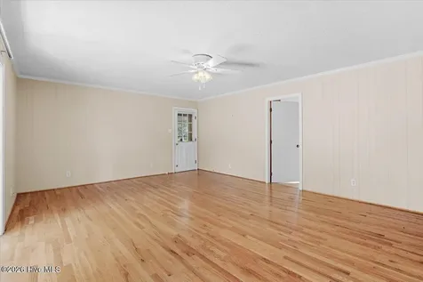 221 Pinewood Circle Goldsboro NC 27534