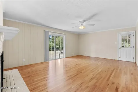 221 Pinewood Circle Goldsboro NC 27534