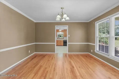 221 Pinewood Circle Goldsboro NC 27534